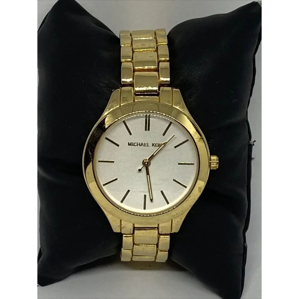Michael Kors MK8853 Women's Stainless Steel Analog White Dial Quartz Watch WO729